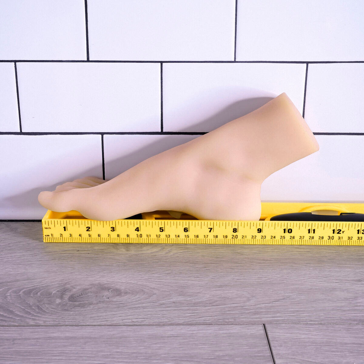 V3H8962DA8E4FA8EADEB944A7B8A47B326CR5584214P8