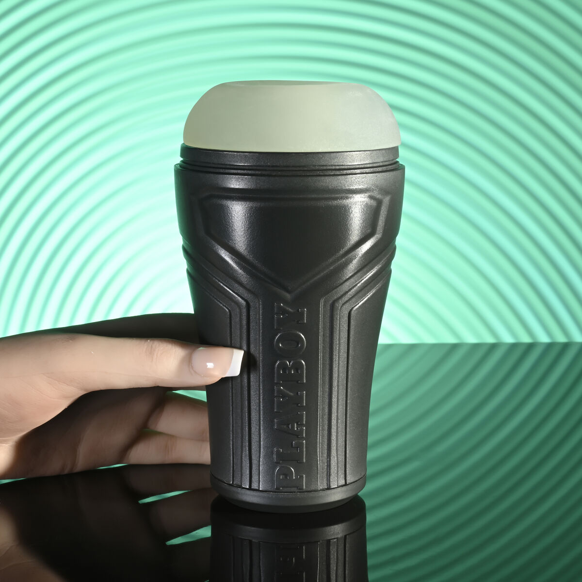 V6H645F721349E53B7B2192107CBE324FEFR4903392P9