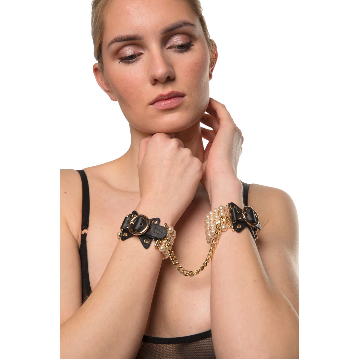 V2H331A37055B3F1FD995AB856856643EC2R7212990P4